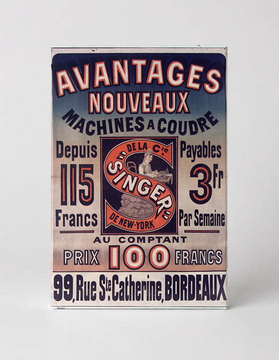 Avantages Nouveaux Singer Sewing Machine 1890s - Vintage French Advertising Poster Wall Art
