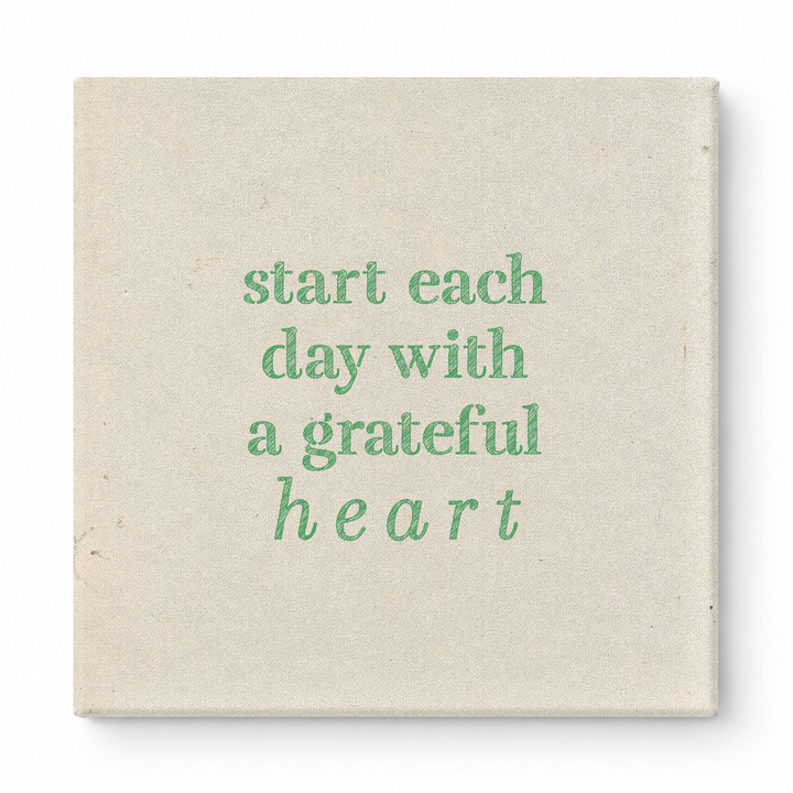 Start Each Day with a Grateful Heart — Distressed Chalkboard