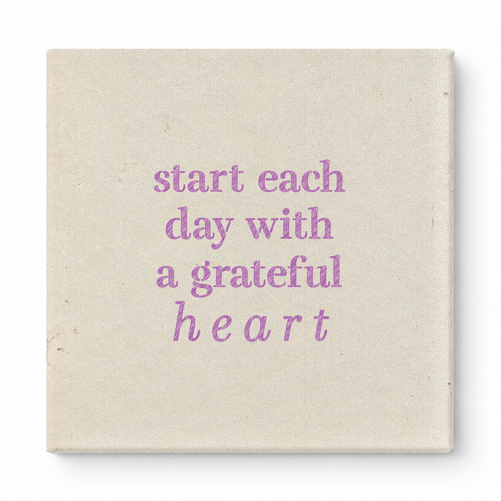 Start Each Day with a Grateful Heart — Distressed Chalkboard