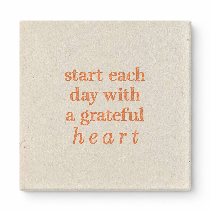 Start Each Day with a Grateful Heart — Distressed Chalkboard