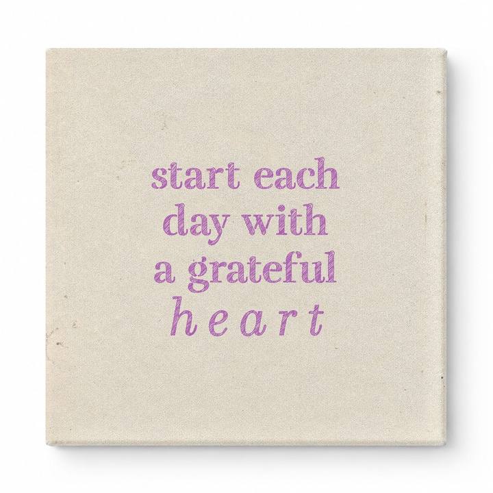 Start Each Day with a Grateful Heart — Distressed Chalkboard