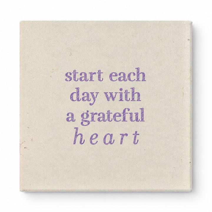 Start Each Day with a Grateful Heart — Distressed Chalkboard